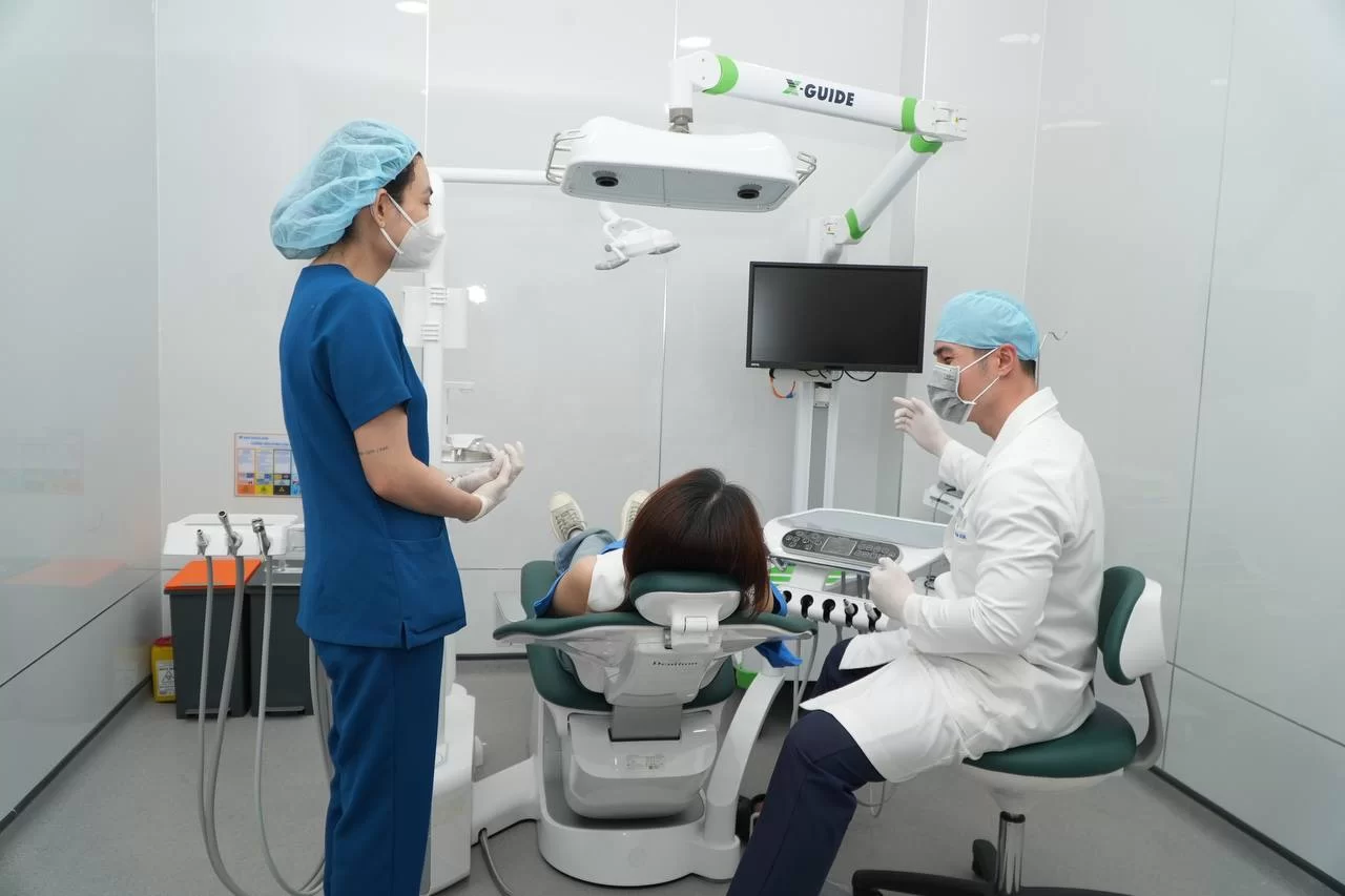 Tại nha khoa Sai Gon New Dental.